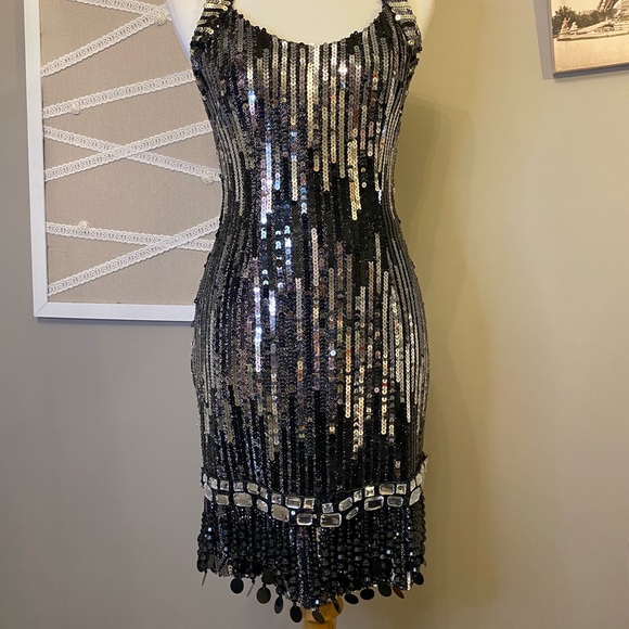 Vintage Sparkly halter party dress - Picture 2 of 7